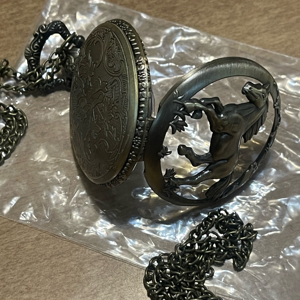 Horse Fob Watches Fashion Quartz Pocket Watch Vintage Necklace Pendant C… - Picture 10 of 11